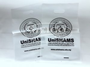 top-handle-hole-bag (2)